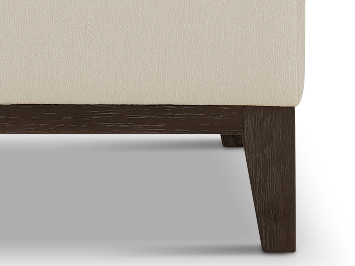 Canapé Chesterfield Gwen en tissu anti-taches - Ivoire