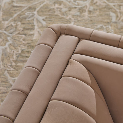 Fauteuil pivotant à canaux en cuir pleine fleur Vail