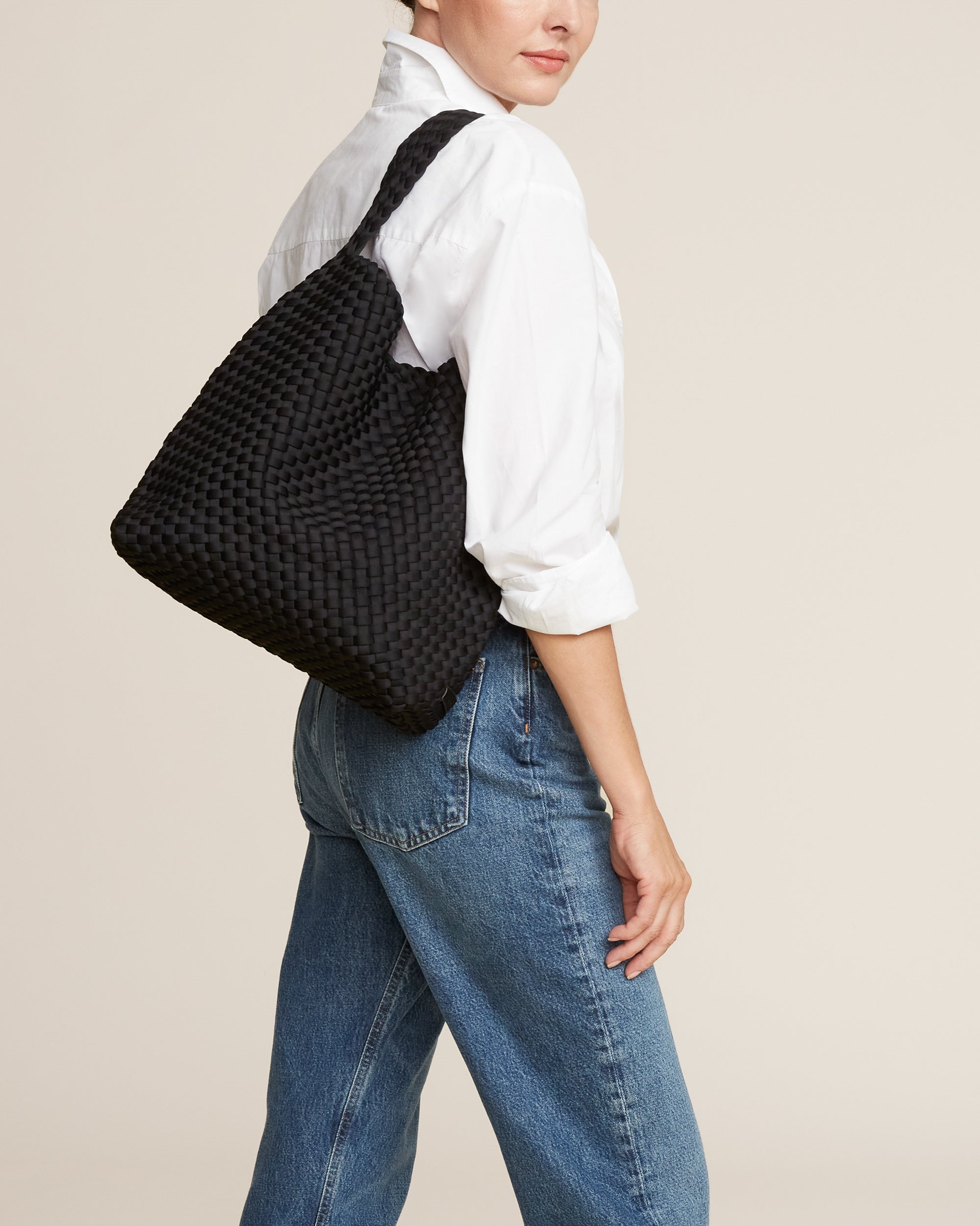 Sac hobo Nomade de taille moyenne | Onyx