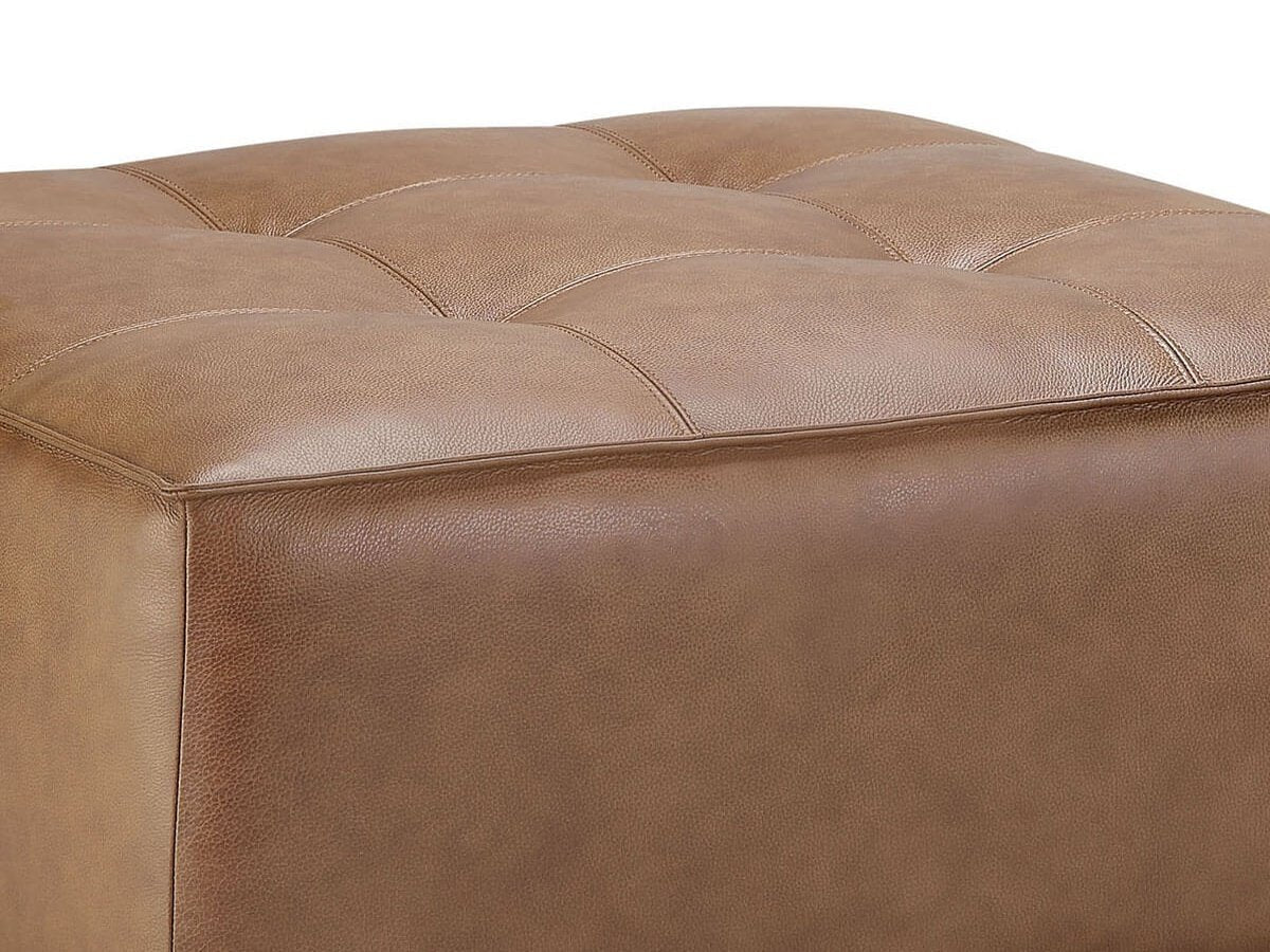 Pouf Wallingford en cuir pleine fleur, couleur camel