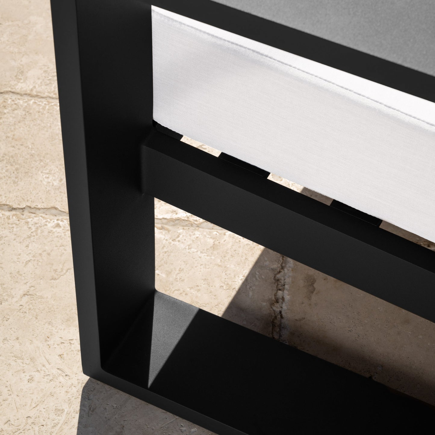 Canapé d'extérieur Torren, tissu blanc et structure en aluminium noir