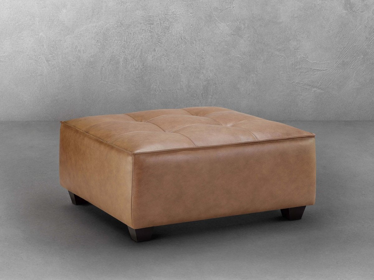 Pouf Wallingford en cuir pleine fleur, couleur camel